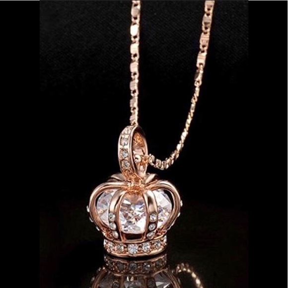 Queen Crown 👑 18K Rose Gold Plated Necklace CZ - Picture 2 of 6